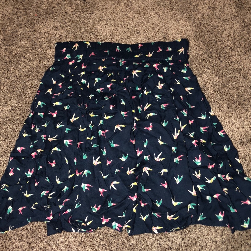 Delia’s stretchy waistband skirt. Origami pattern